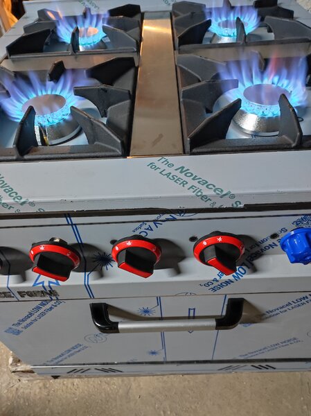 Aragaz profesional 4 ochiu cu cuptor pe gaz 80×80 cozonaci paine pizza